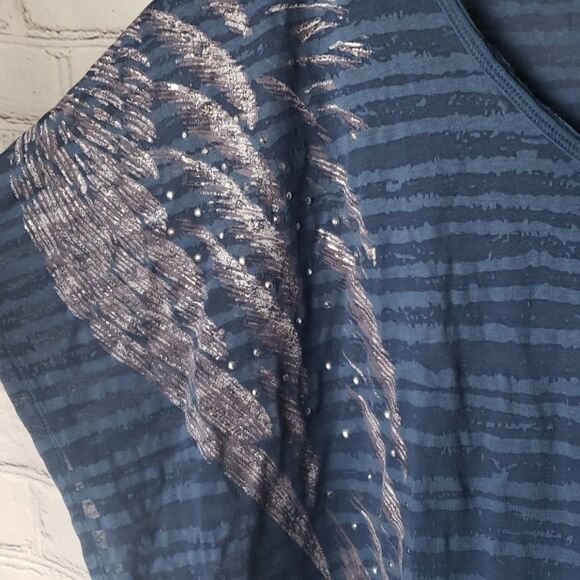 Rock and Republic Top - Picture 3 of 8